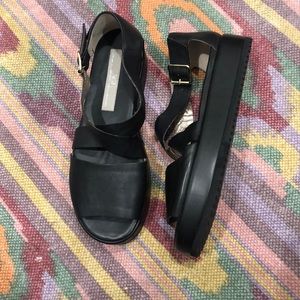 **BRAND NEW** AGL platform sandals